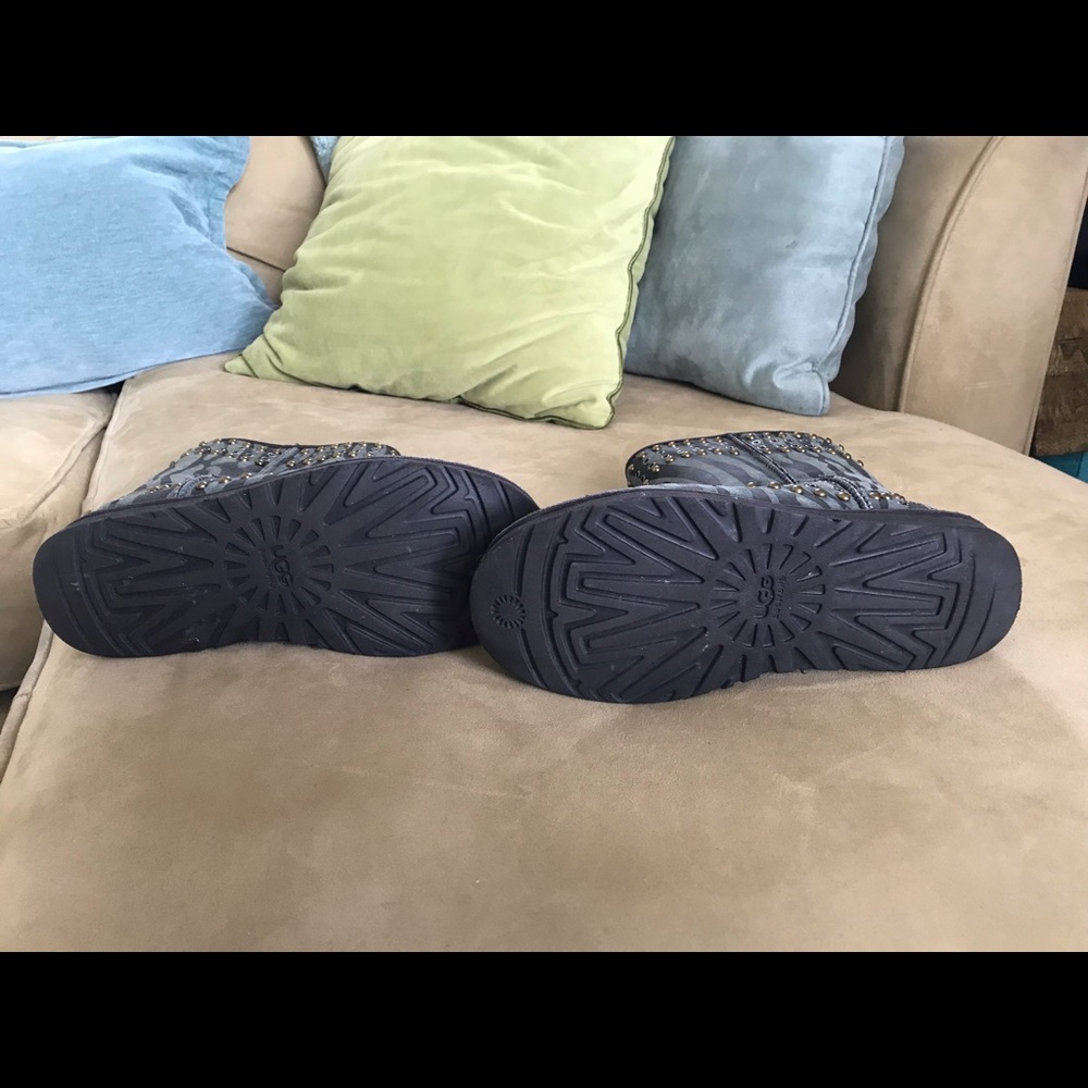 COPY - Jimmy Choo Uggs boots - Picture 4 of 6